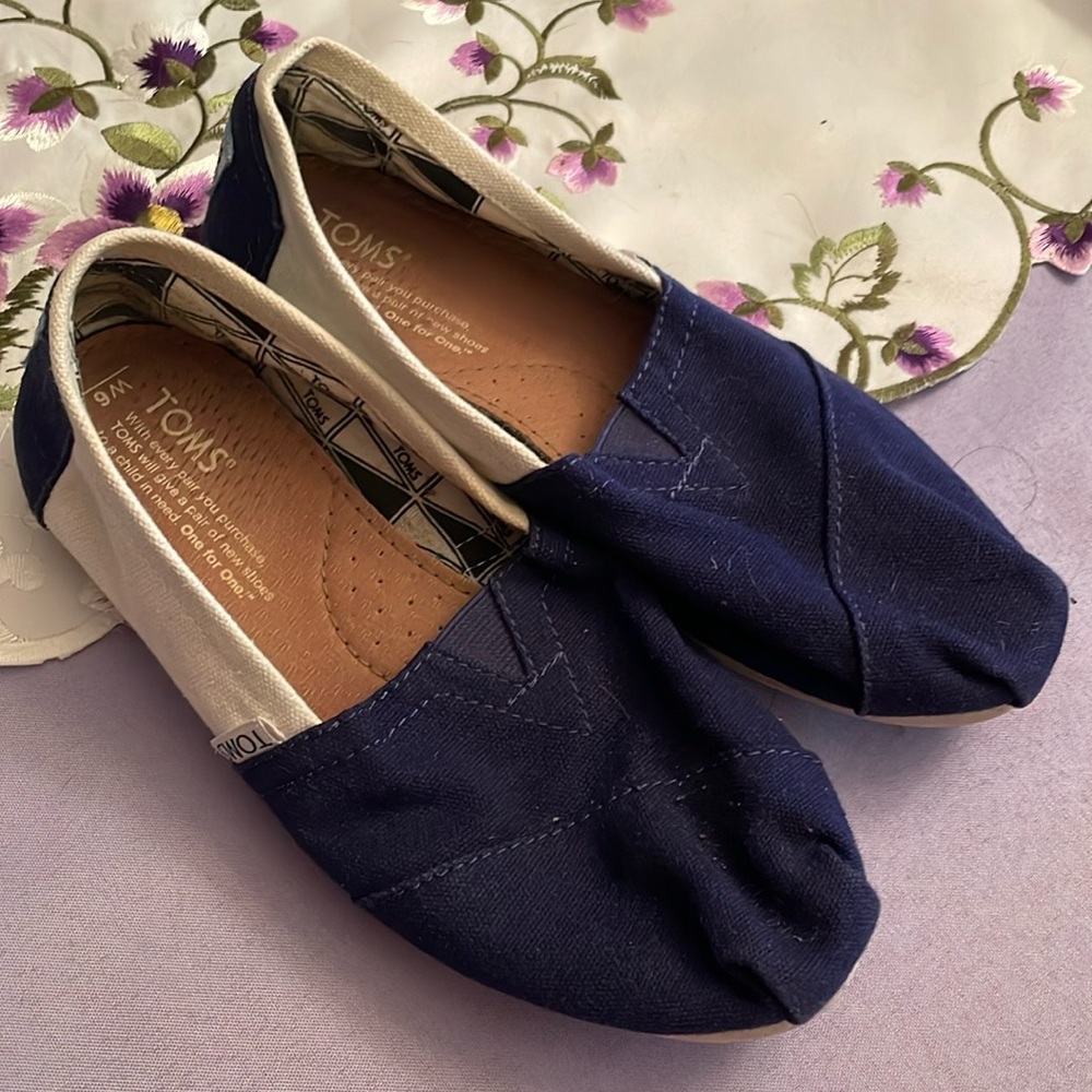 Tom shoes
